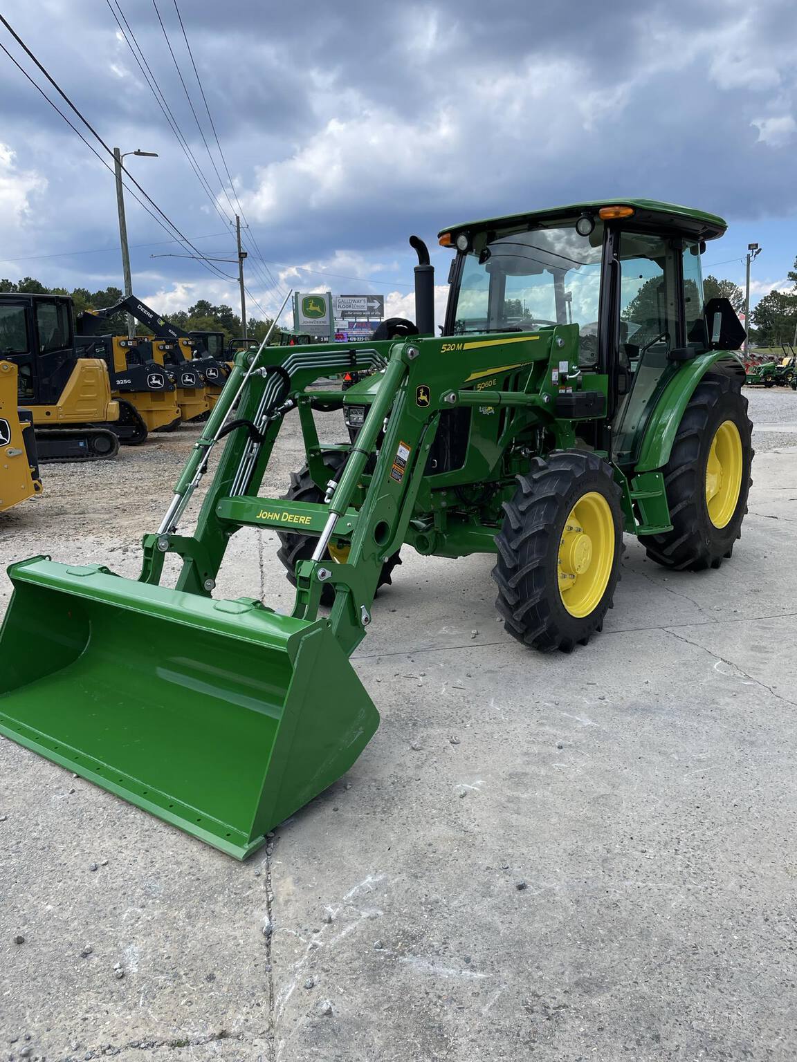 2025 John Deere 5060E Image 2