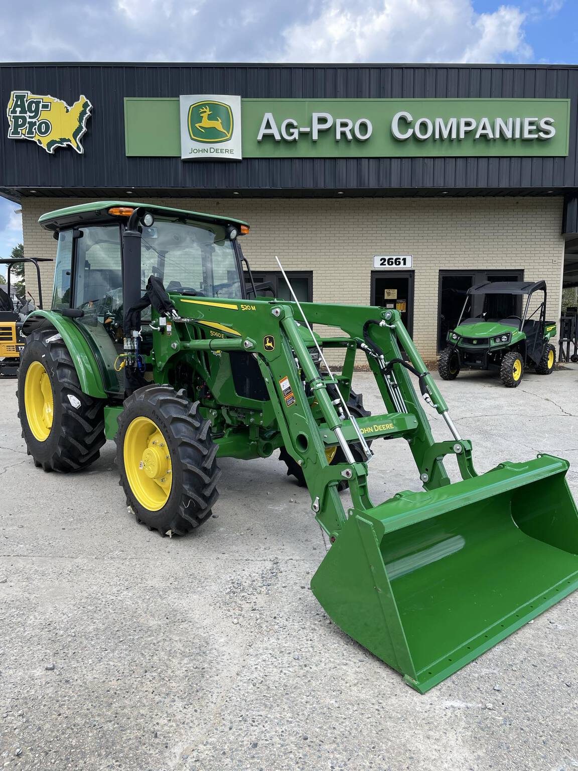 2025 John Deere 5060E Image 1
