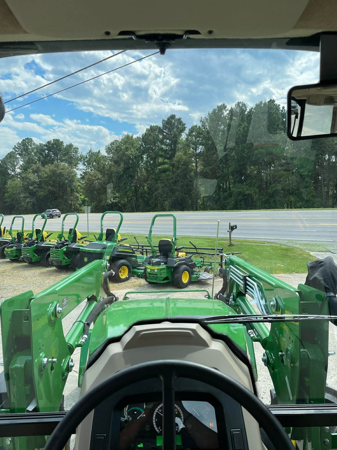 2025 John Deere 5060E Image 7