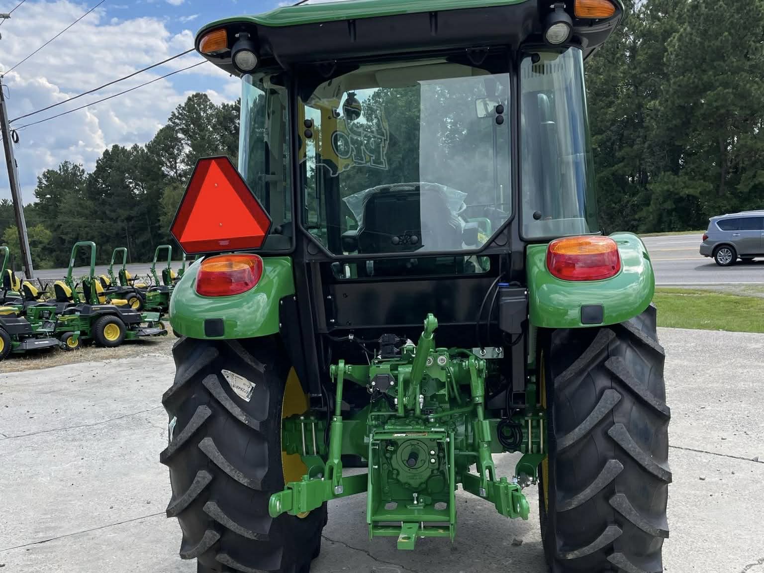 2025 John Deere 5060E Image 6