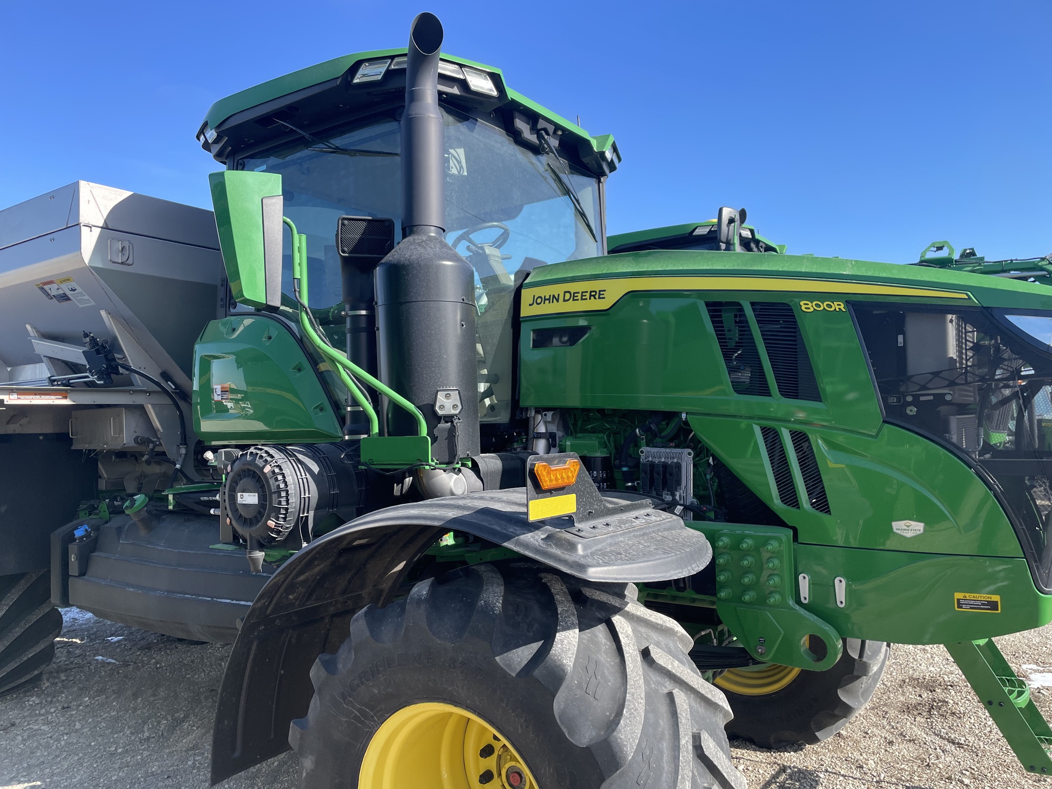  2023 John Deere 800R at Heritage Tractor in Geneseo, IL
