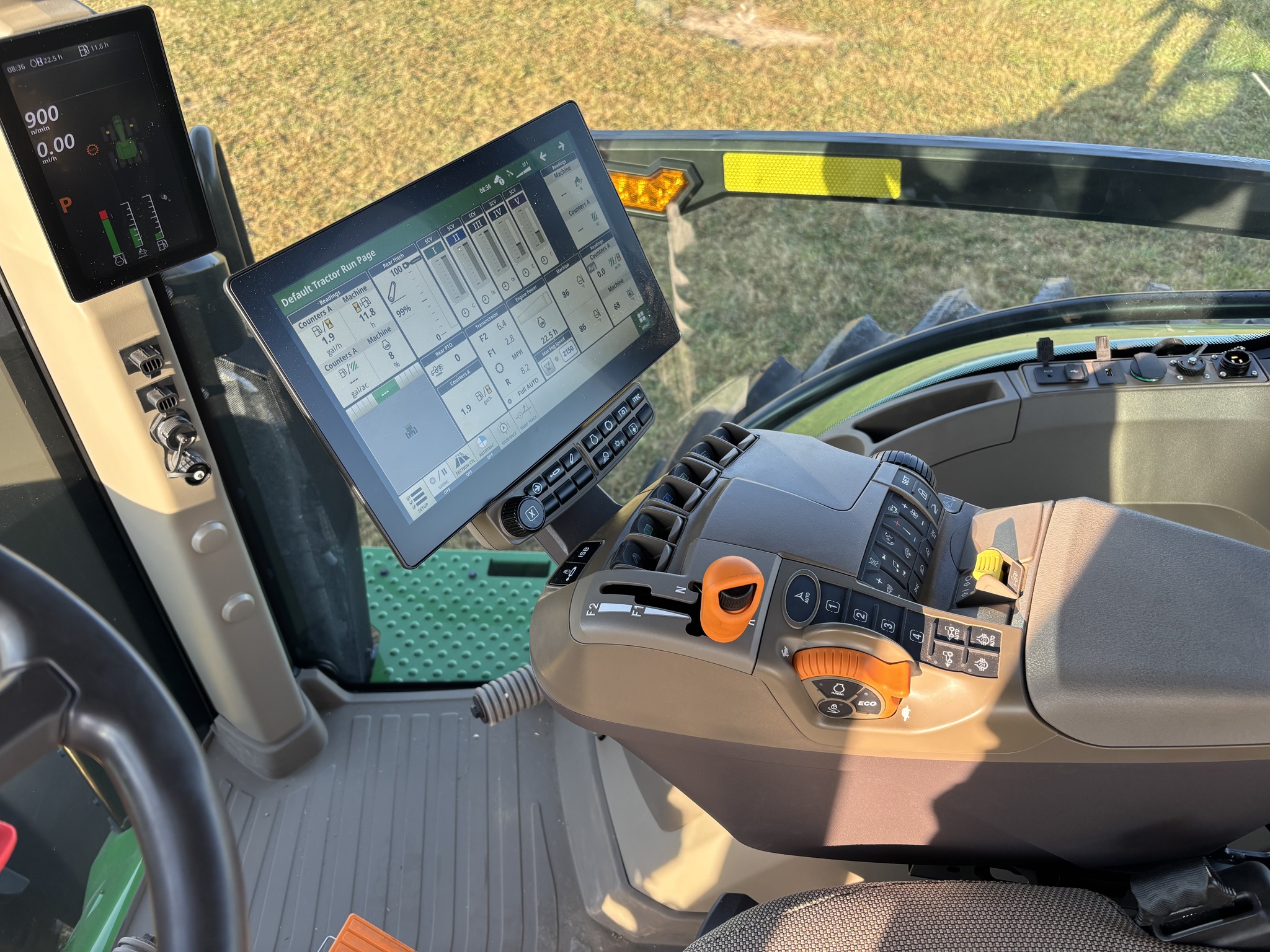 Used 2024 John Deere 8R 310 Row Crop Tractors at Koenig Equipment in Urbana, OH - PhotoXL8