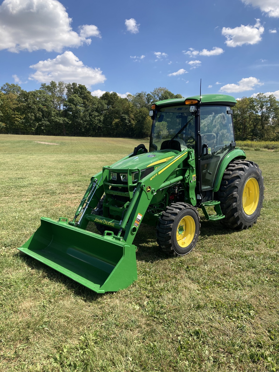 2025 John Deere 4075R Image 1