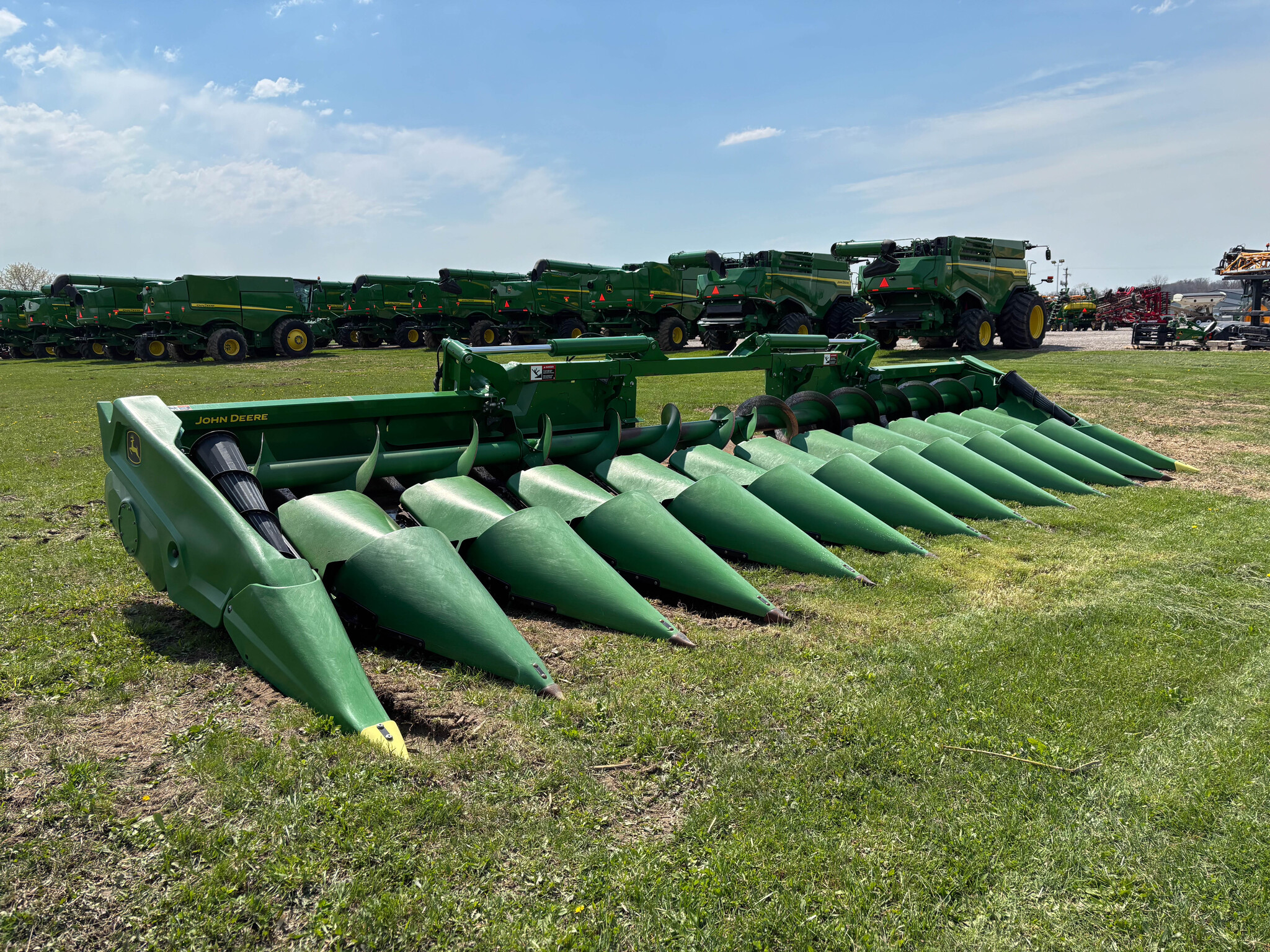 Used 2024 John Deere C12F Corn and Row Crop headers at Koenig Equipment in Anna, OH - PhotoXL0