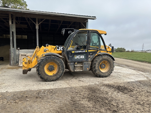 Photo of 2022 JCB 542-70 AGRI PLUS