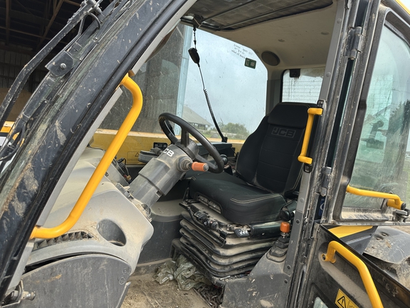 Photo of 2022 JCB 542-70 AGRI PLUS