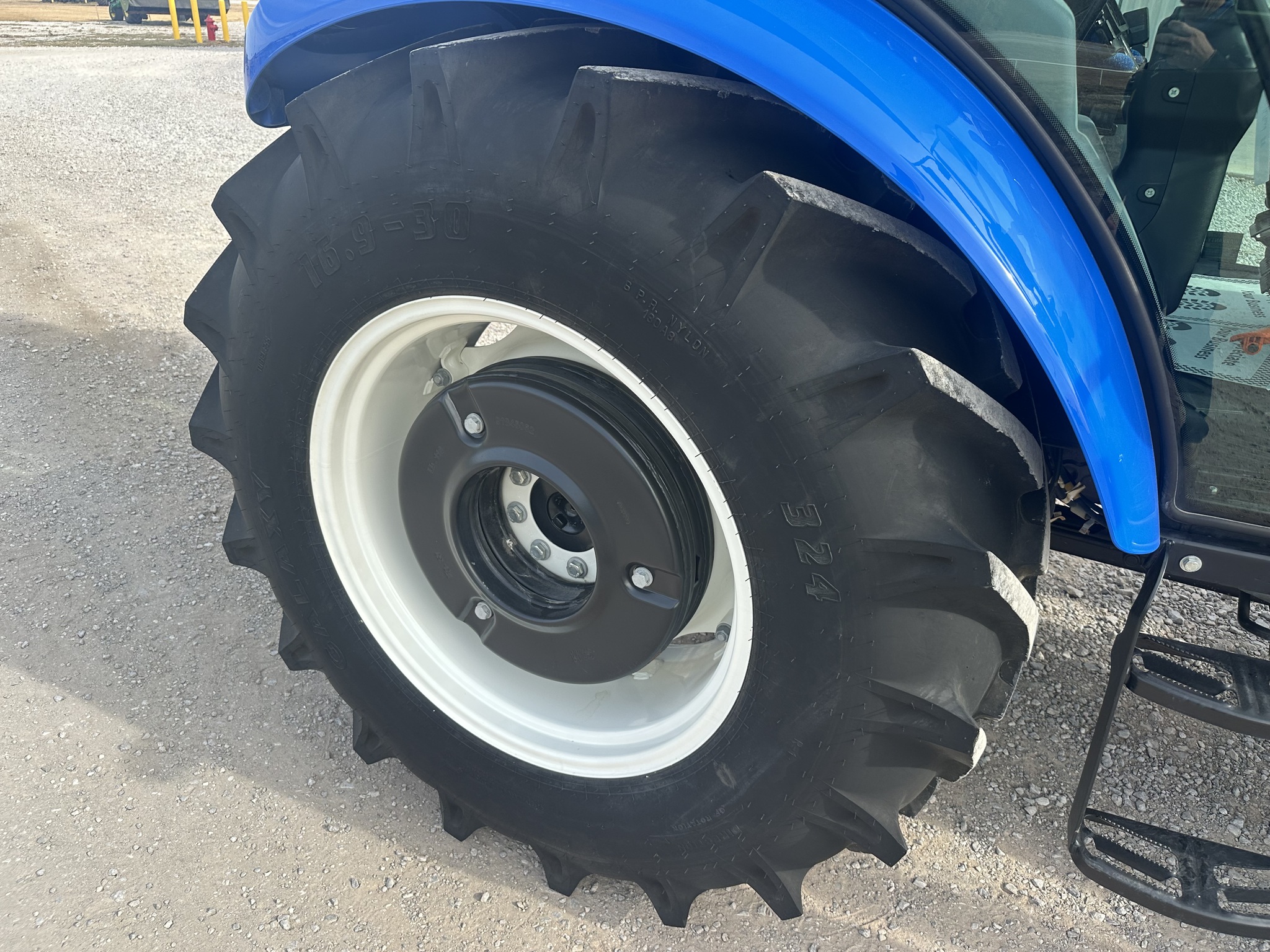 2023 New Holland Workmaster 55 Image 22