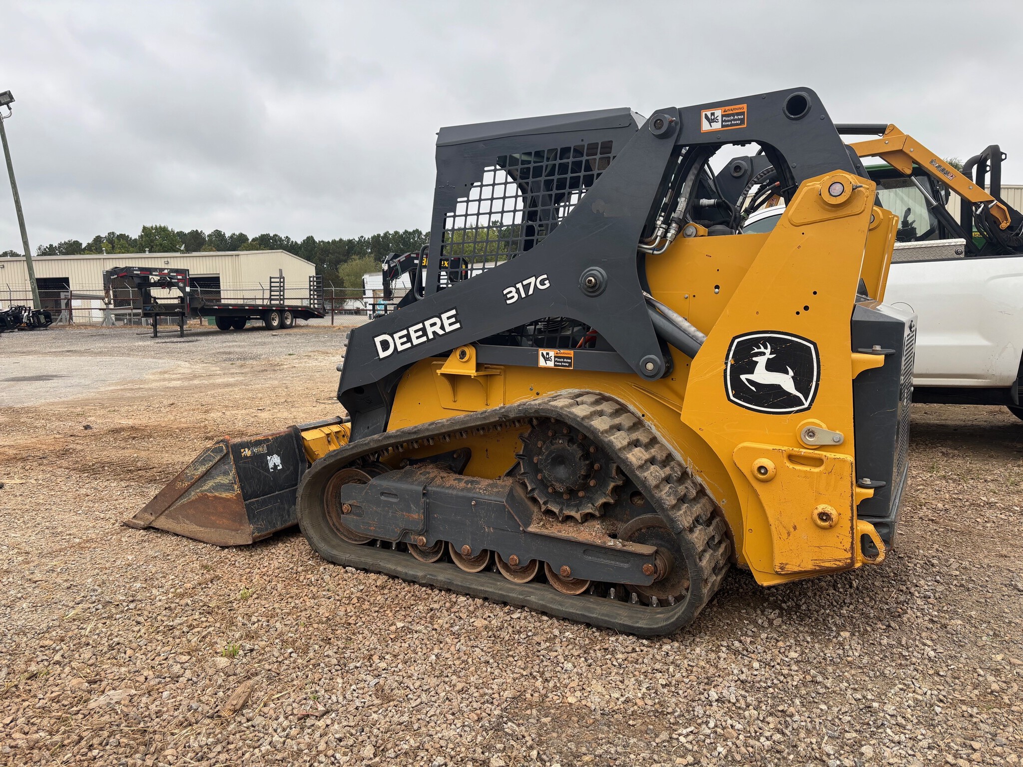 2023 John Deere 317G Image 2