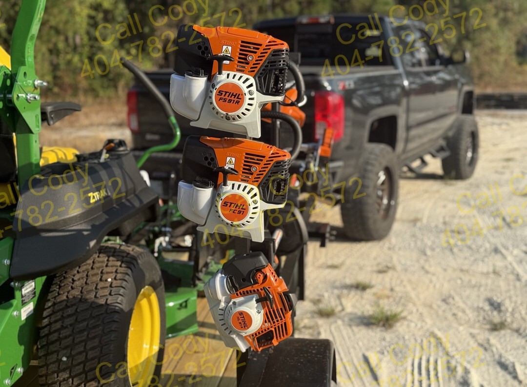 2025 John Deere Z730M LANDSCAPE PACKAGE Image 9