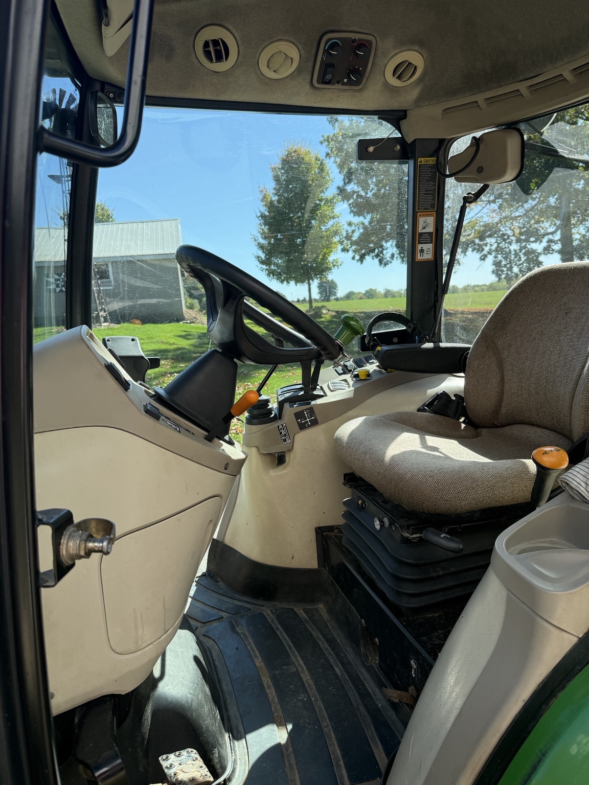 2007 John Deere 3720 Image 3