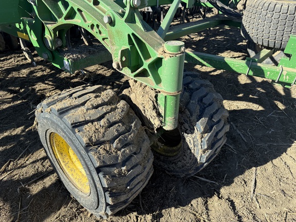 2010 John Deere 1830 (22nd thumbnail)