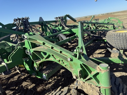 2010 John Deere 1830 (21st thumbnail)