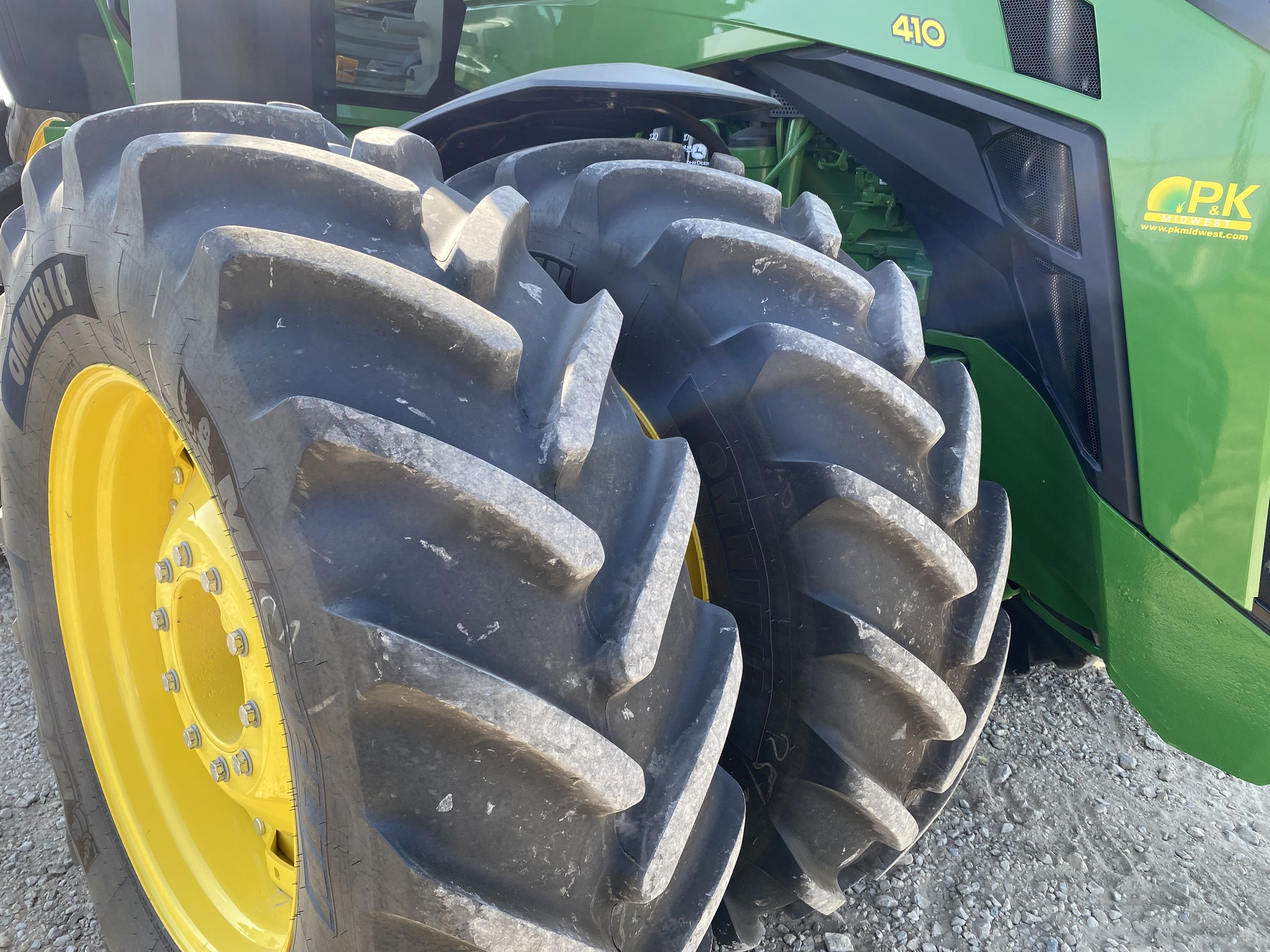 2023 John Deere 8R 410 Image 16