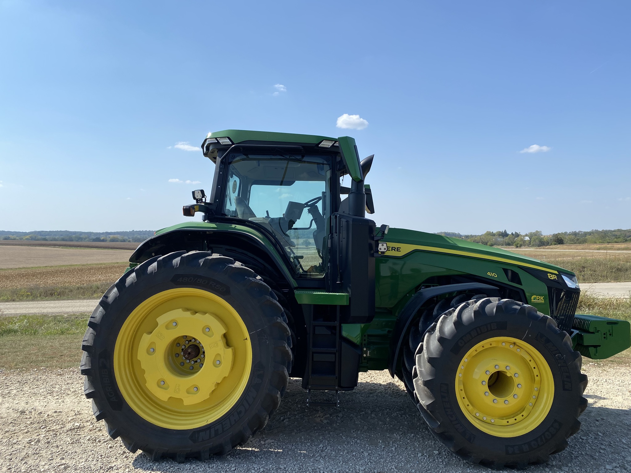 2023 John Deere 8R 410 Image 4