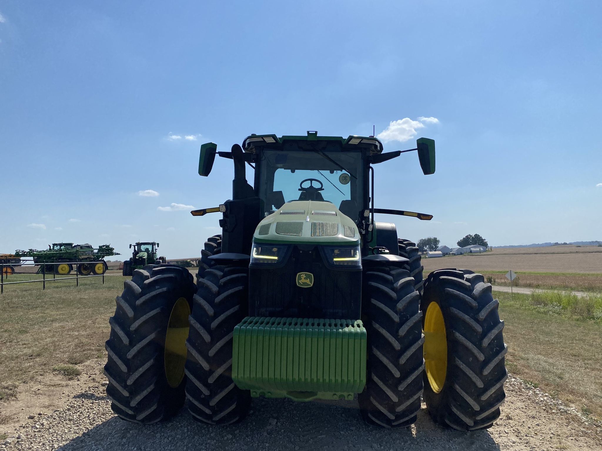 2023 John Deere 8R 410 Image 2