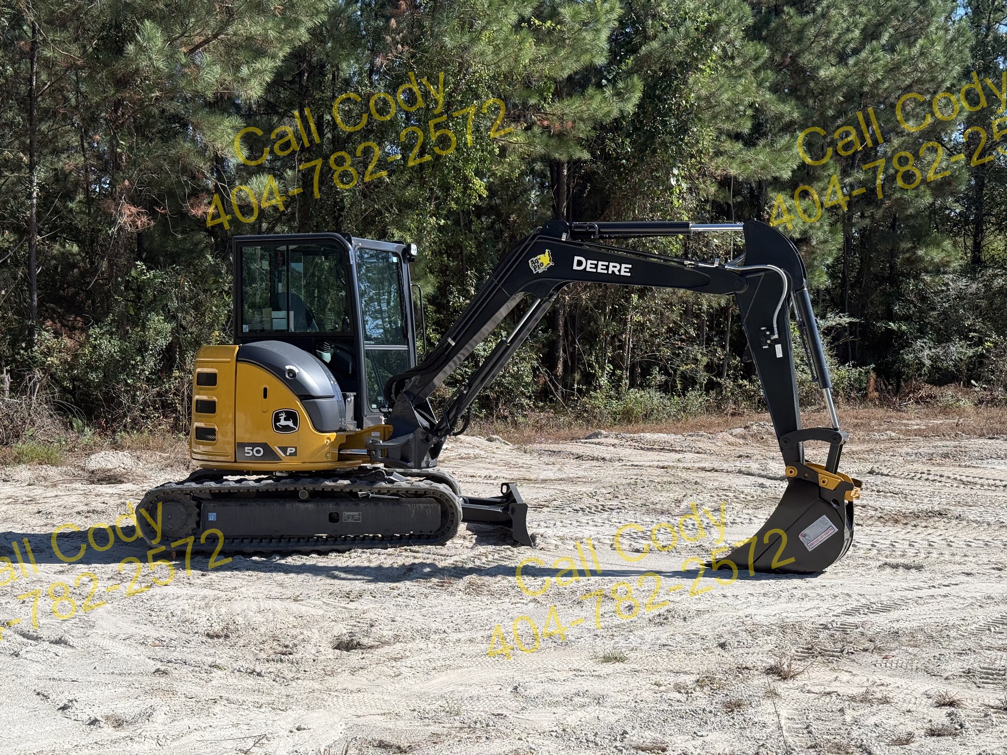 2025 John Deere 50 P Image 3