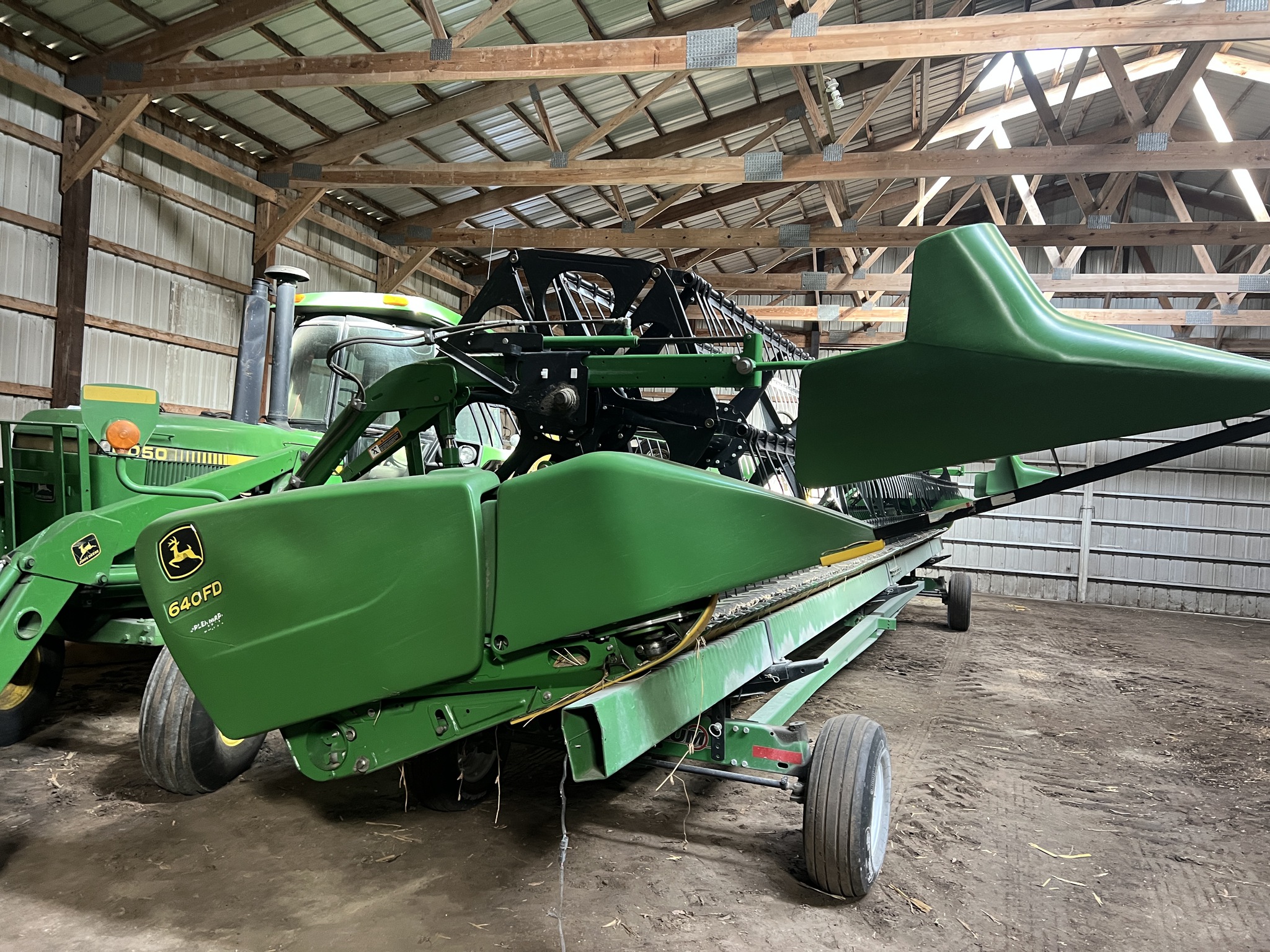 2014 John Deere 640FD Image 1