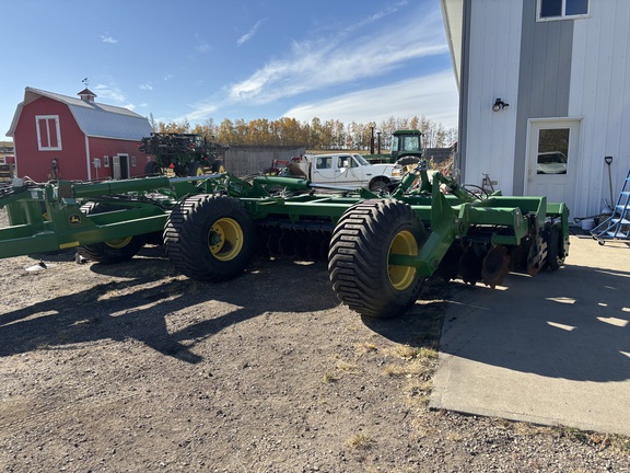 Used 2021 John Deere 2680H Disks at Horizon Ag & Turf in Wetaskiwin, AB - Photo7