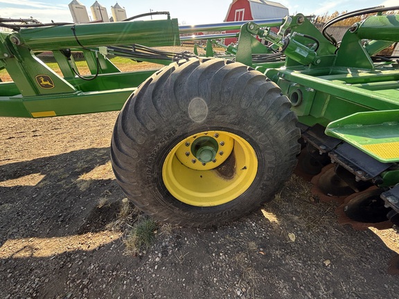 Used 2021 John Deere 2680H Disks at Horizon Ag & Turf in Wetaskiwin, AB - Photo16