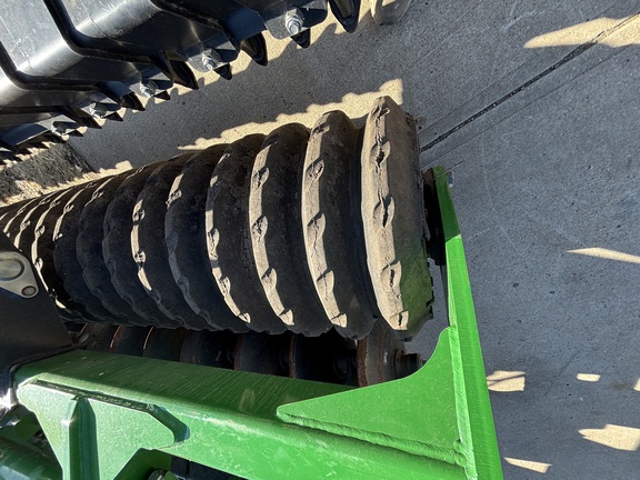 Used 2021 John Deere 2680H Disks at Horizon Ag & Turf in Wetaskiwin, AB - Photo12