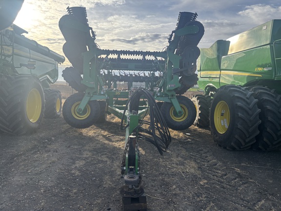Used 2021 John Deere 2680H Disks at Horizon Ag & Turf in Wetaskiwin, AB - Photo21
