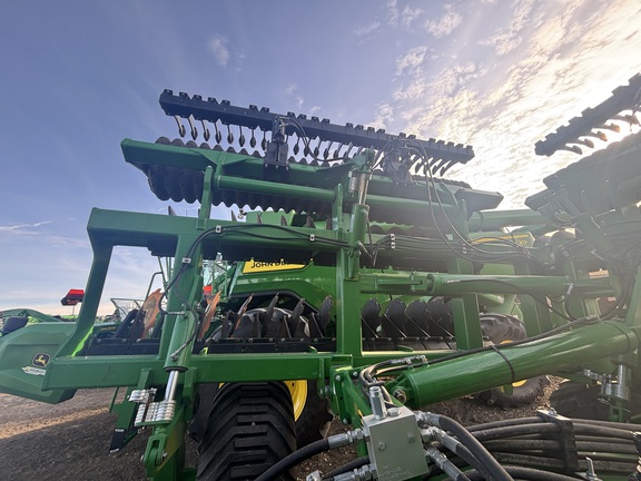 Used 2021 John Deere 2680H Disks at Horizon Ag & Turf in Wetaskiwin, AB - Photo29