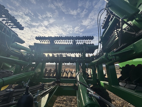 Used 2021 John Deere 2680H Disks at Horizon Ag & Turf in Wetaskiwin, AB - Photo30