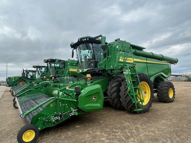 2024 John Deere X9 1000 Image 3