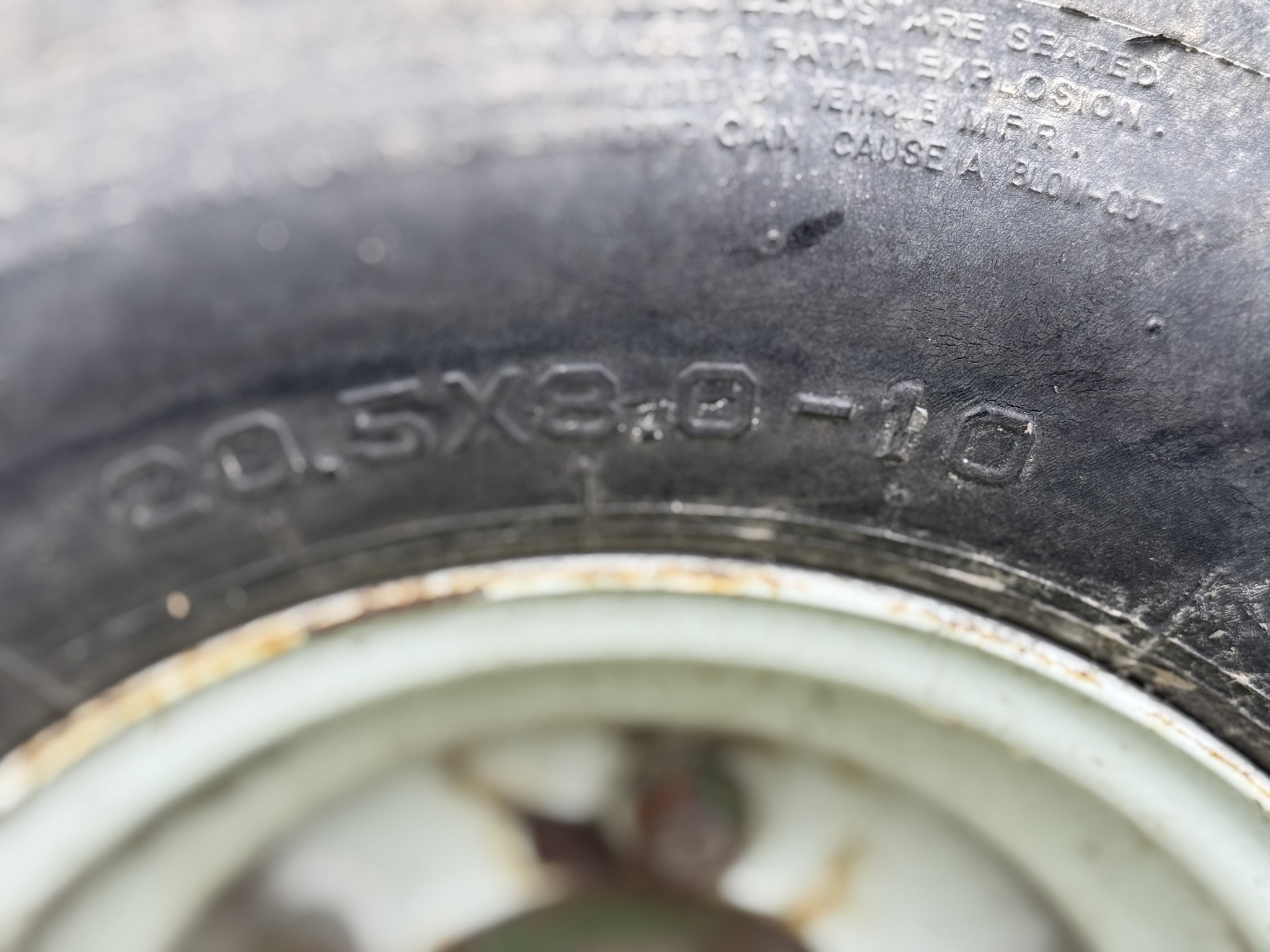 1996 Unverferth HT-25 Image 11