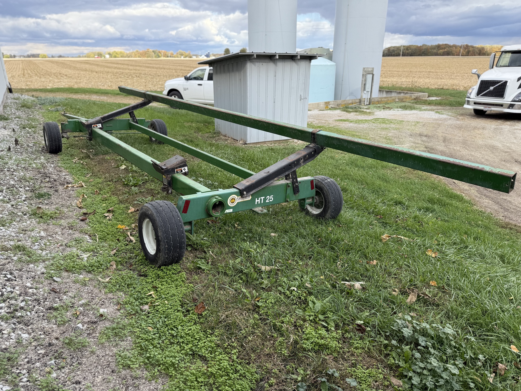 1996 Unverferth HT-25 Image 3