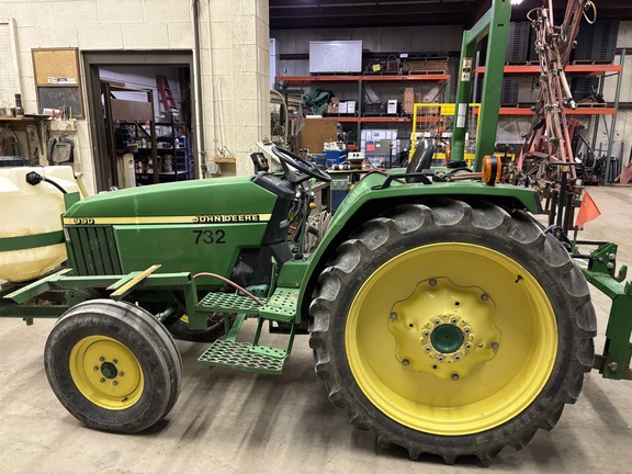 Photo of 2005 John Deere 990