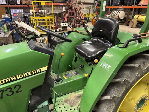 Photo of 2005 John Deere 990