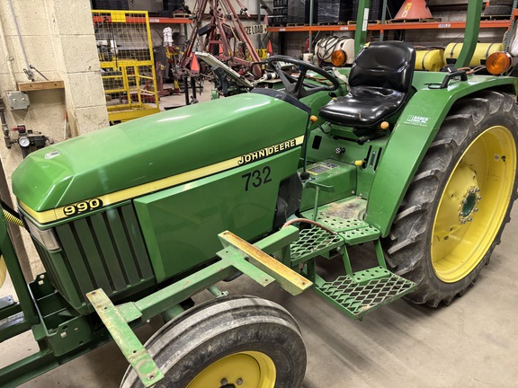 Photo of 2005 John Deere 990