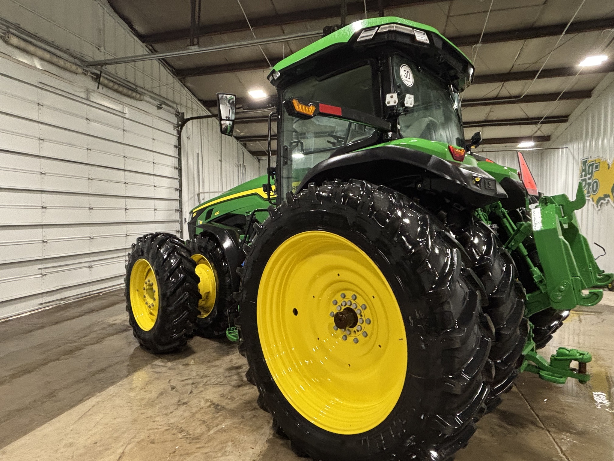 2024 John Deere 8R 410 Image 4