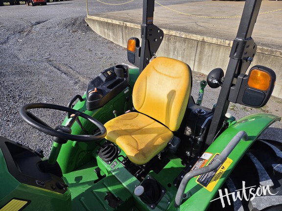 Photo of 2022 John Deere 5055E