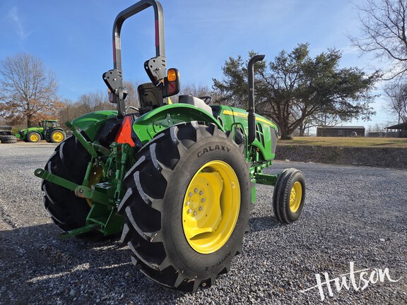 Photo of 2022 John Deere 5055E