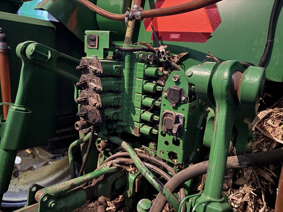 2006 John Deere 8430T - Photo18