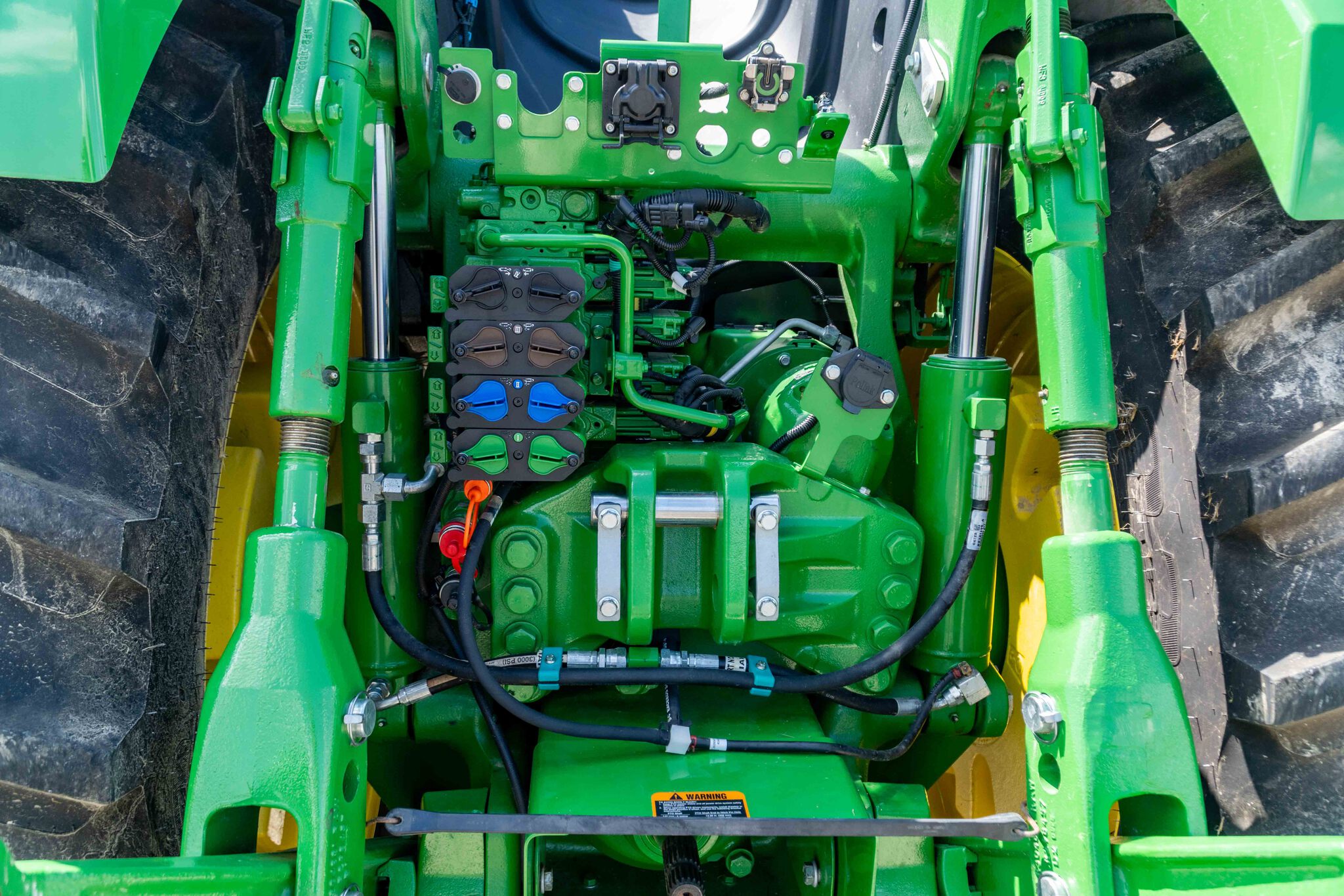 Used 2025 John Deere 9R 440 Articulated 4WD Tractors at Koenig Equipment in Anna, OH - PhotoXL19