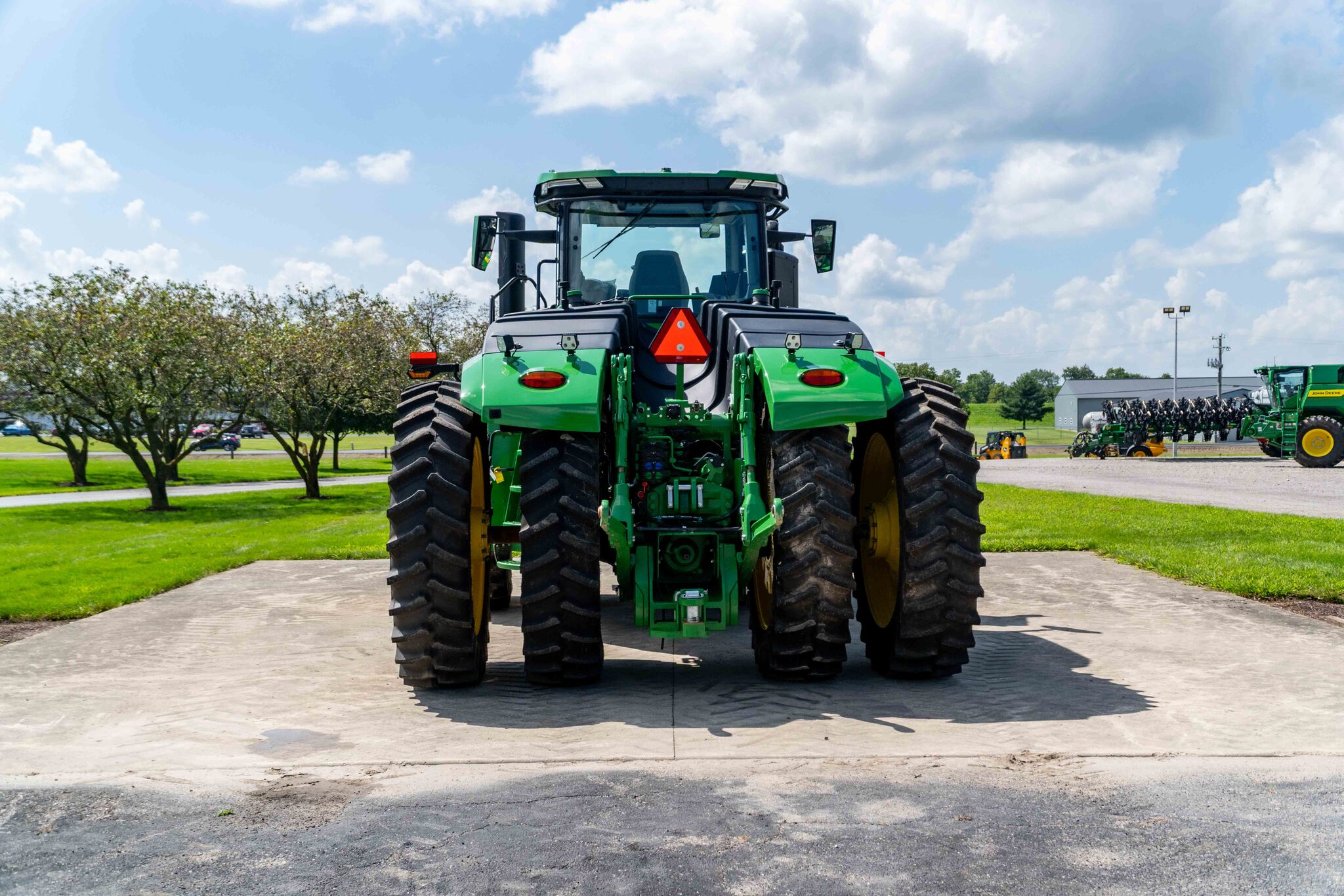 Used 2025 John Deere 9R 440 Articulated 4WD Tractors at Koenig Equipment in Anna, OH - PhotoXL3