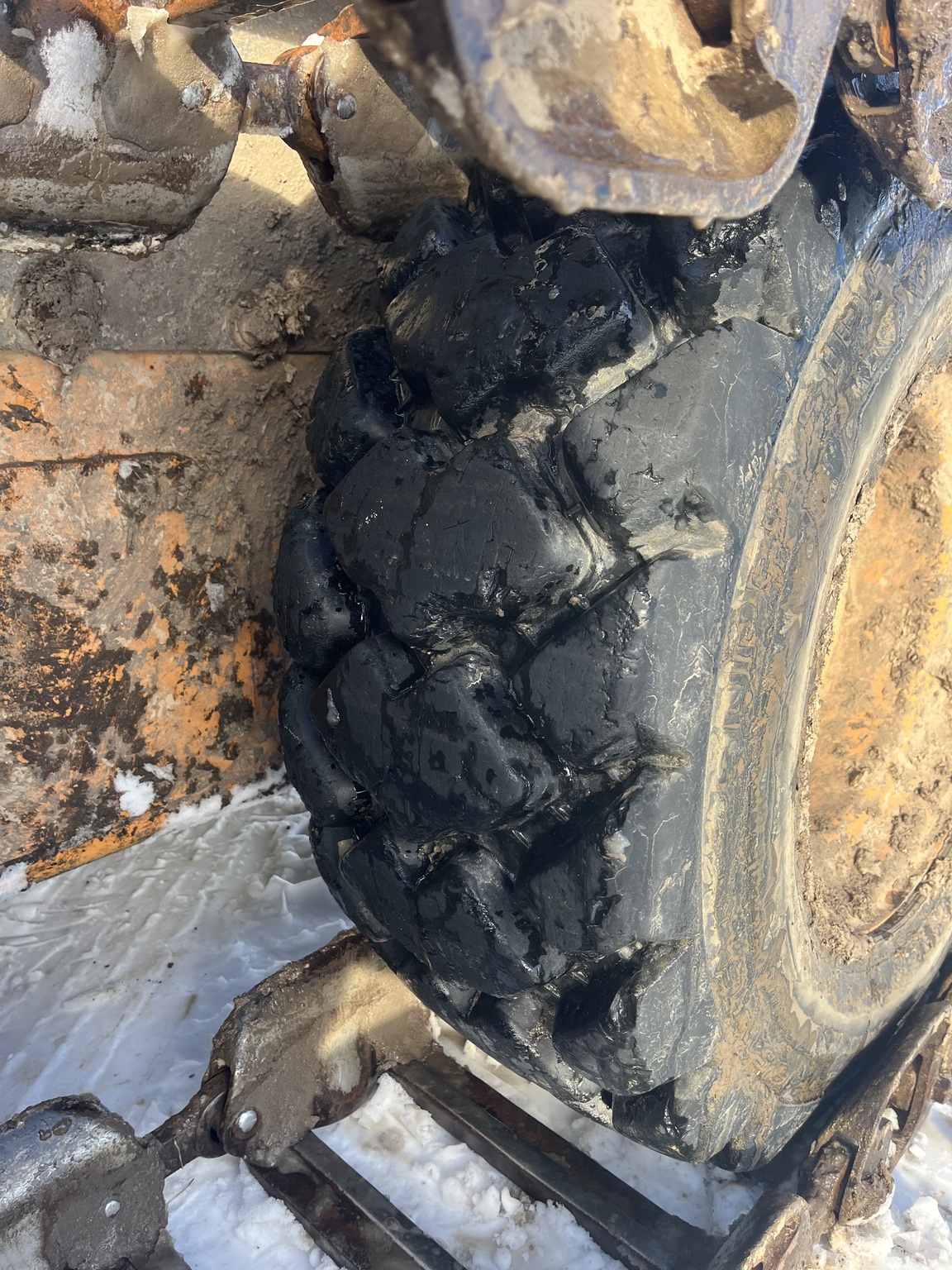 2013 Case SV300 Image 6