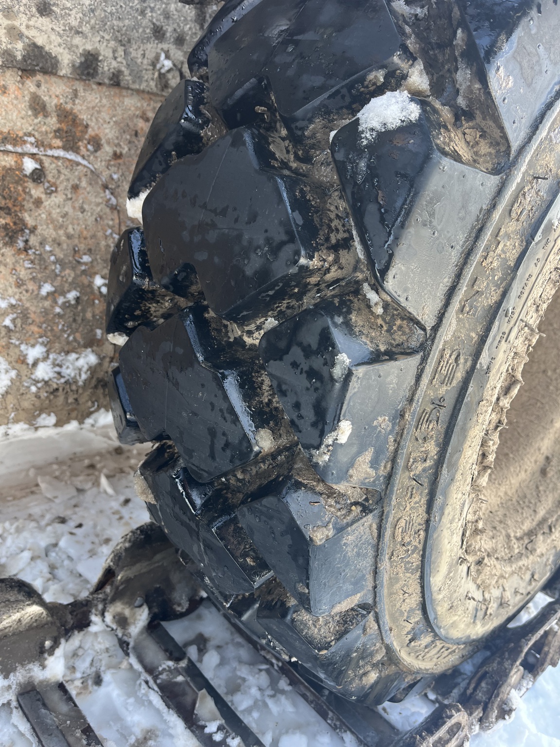 2013 Case SV300 Image 7