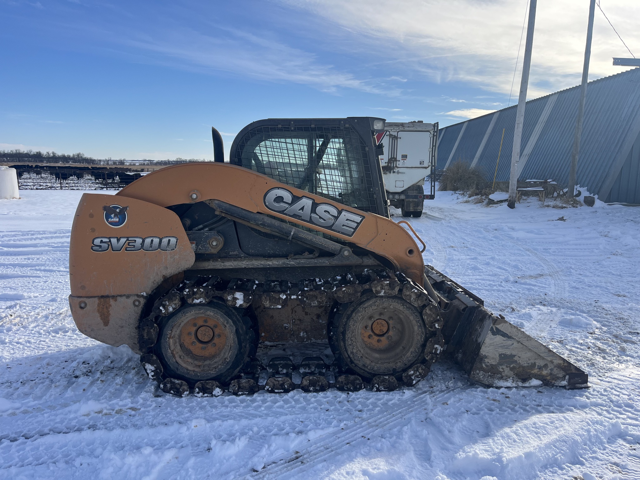 2013 Case SV300 Image 1