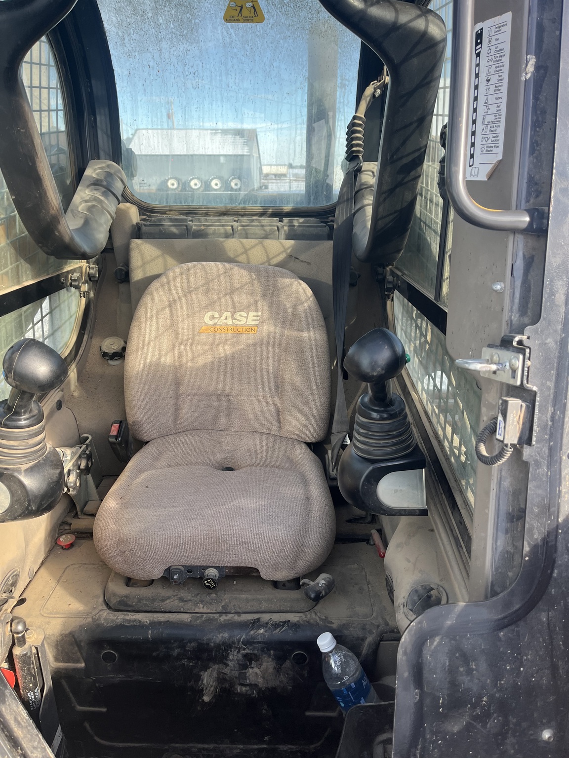 2013 Case SV300 Image 5