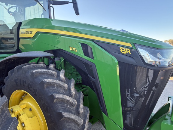 2025 John Deere 8R 370 (20th thumbnail)