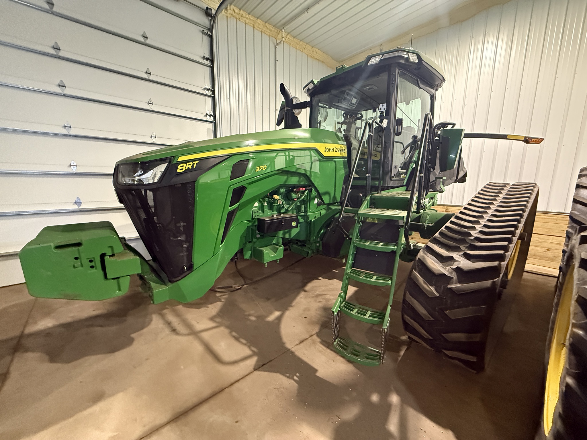 2021 John Deere 8RT 370 Image 1