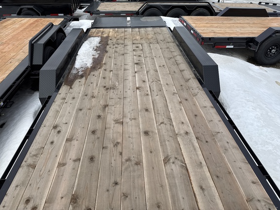 New In-Stock 2026 Double A EQ217-24 Trailers at Horizon Ag & Turf in Lloydminster, AB - Photo8