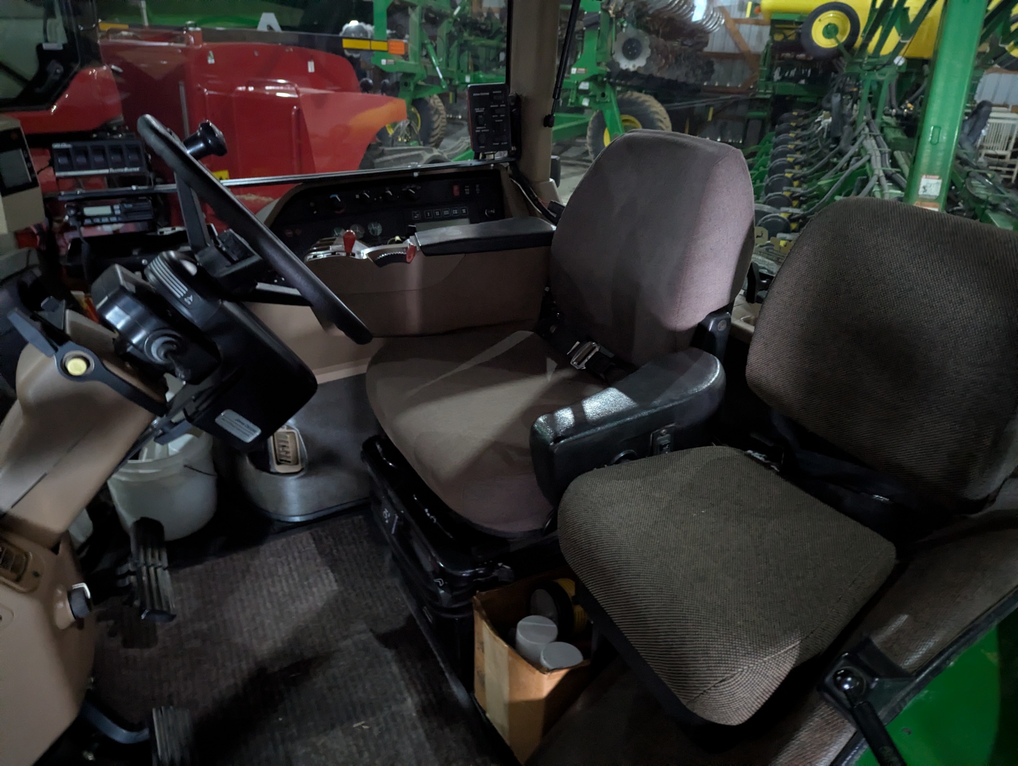 1995 John Deere 8400 Image 8