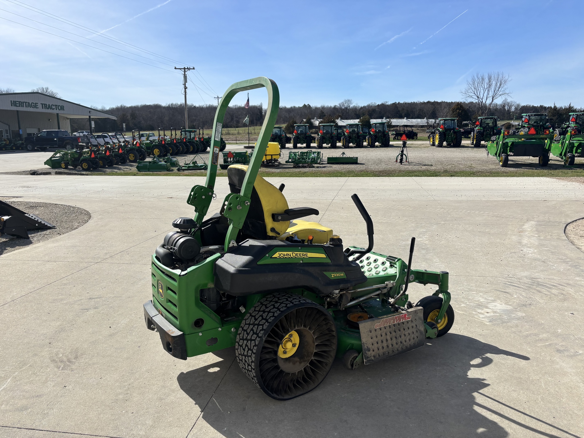  2022 John Deere Z930M at Heritage Tractor in Jefferson City, MO
