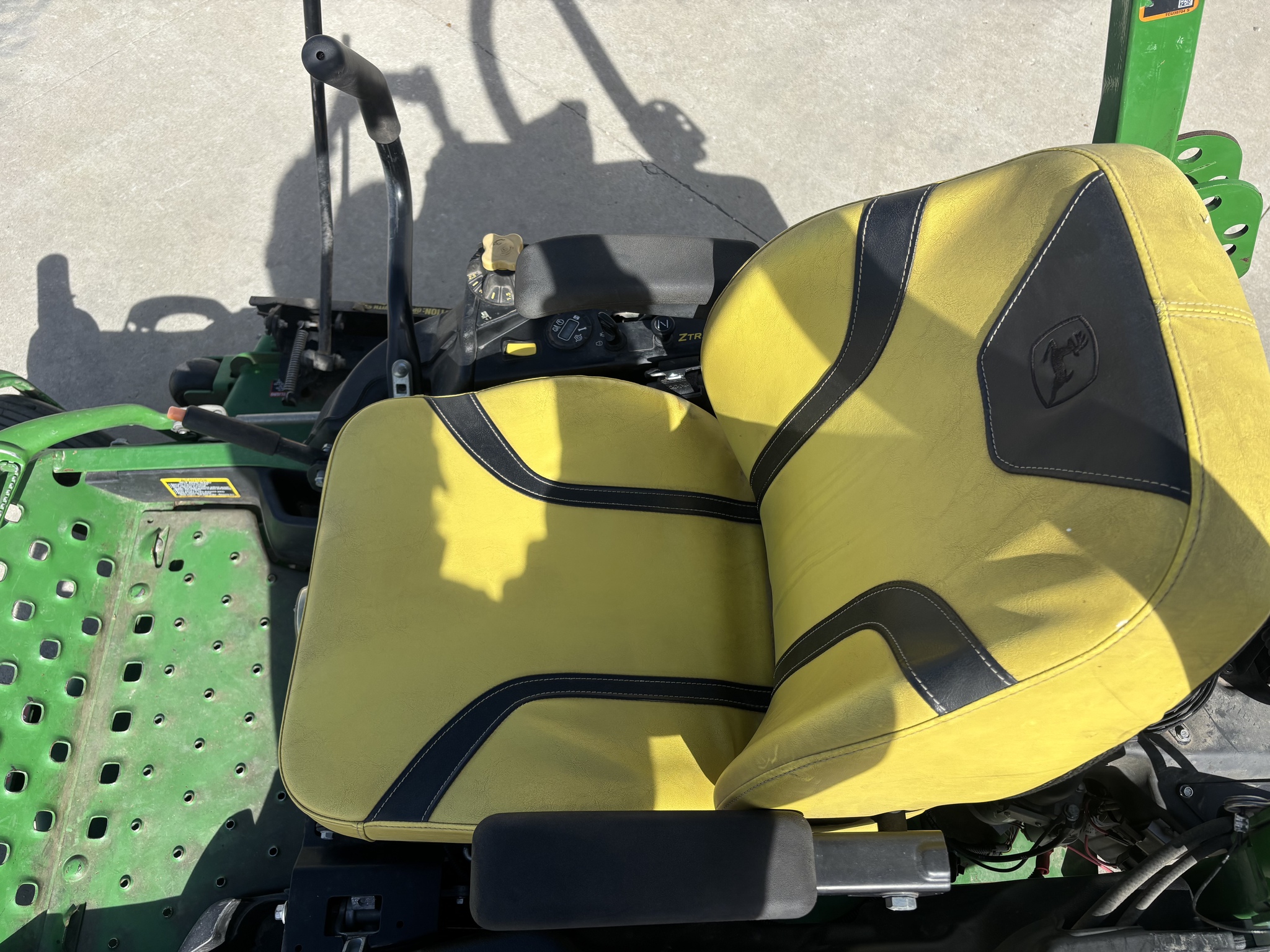  2022 John Deere Z930M at Heritage Tractor in Jefferson City, MO