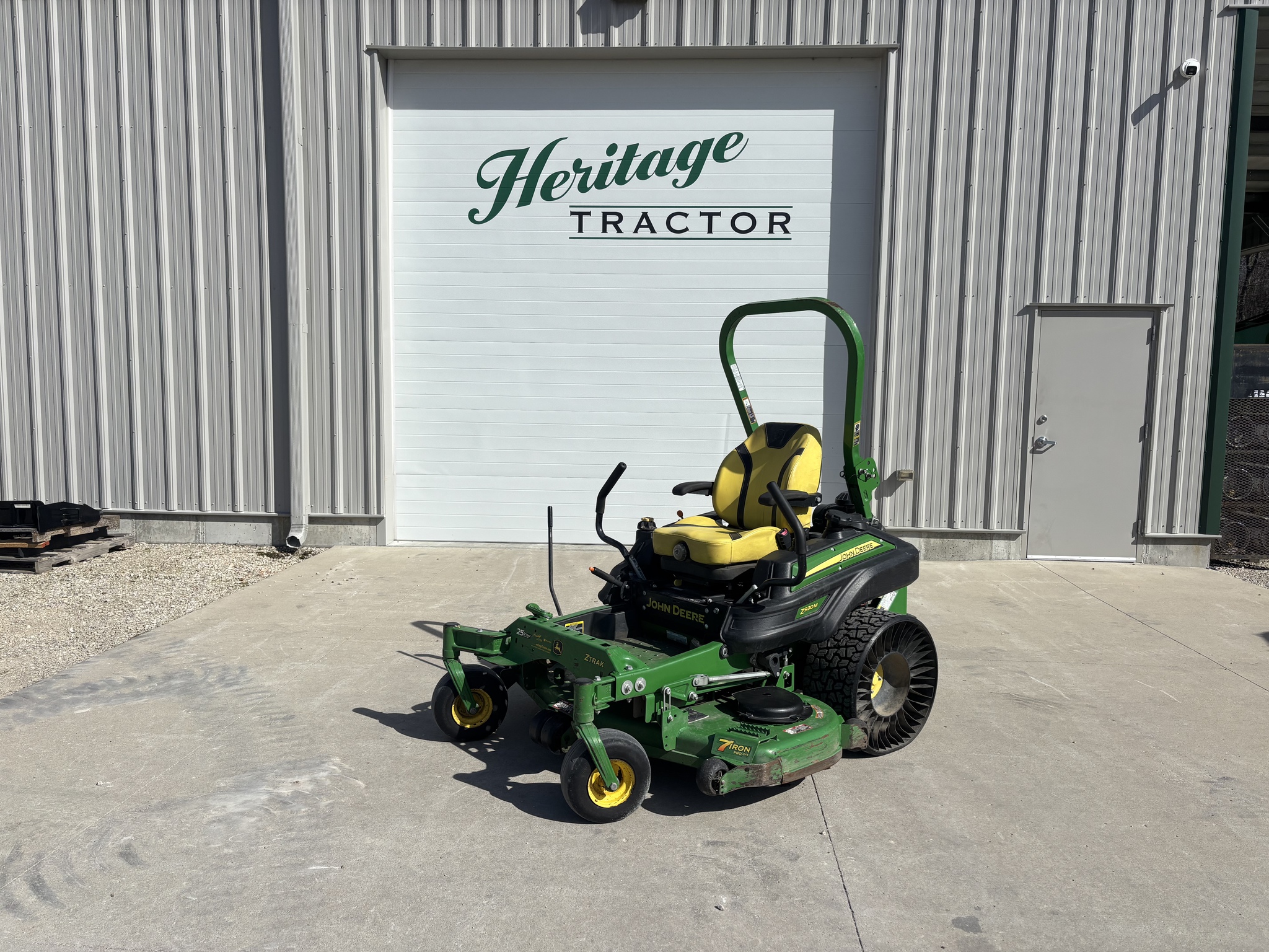  2022 John Deere Z930M at Heritage Tractor in Jefferson City, MO
